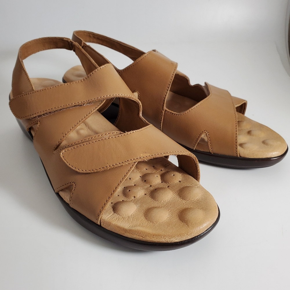 Women's Tan Comfort Leather Slingback Sandals